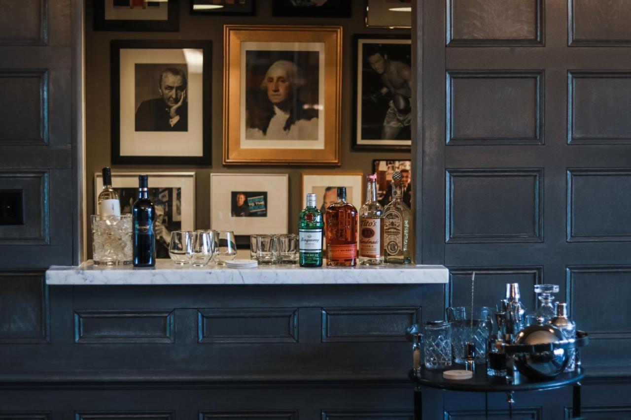 The George Montclair Hotell Eksteriør bilde